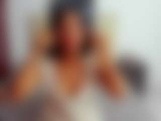 Live cam show with luiissa - Morena on Camsoda