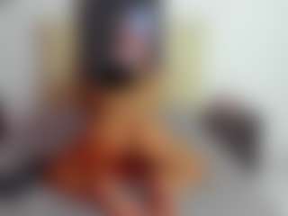 Live cam show with luiissa - Middle Aged on Camsoda
