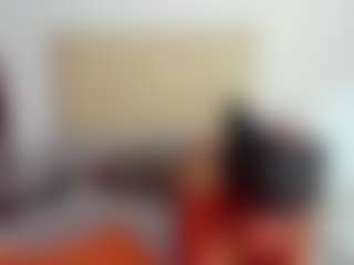 Live cam show with luiissa - Morena on Camsoda