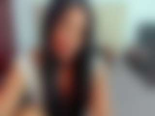 Live cam show with luiissa - Morena on Camsoda