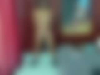 Live cam show with luiissa - Morena on Camsoda