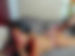 Live cam show with luiissa - Middle Aged on makecum.org