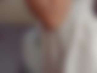 Live cam show with luiissa - Morena on https://playwithruby.com