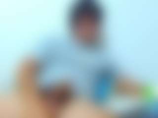 Live cam show with biglatin80 - Facial on Camsoda