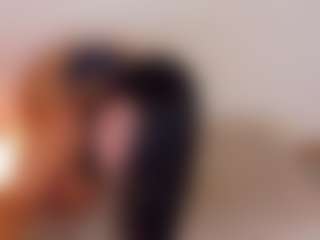 Live cam show with Eli brown - Master on Hubzter Live