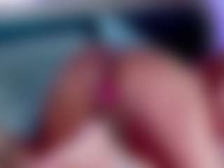 2bigass4_u MILF webcam performer live streaming