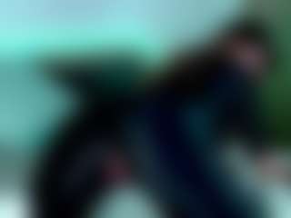 2bigass4_u's Live Sex Cam Show