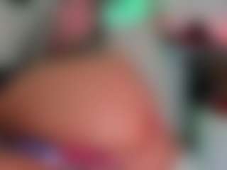 2bigass4_u's Live Sex Cam Show