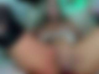 2bigass4_u's Live Sex Cam Show