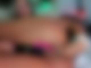 2bigass4_u's Live Sex Cam Show