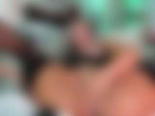 2bigass4_u's Live Sex Cam Show