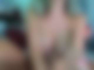 2bigass4_u's Live Sex Cam Show