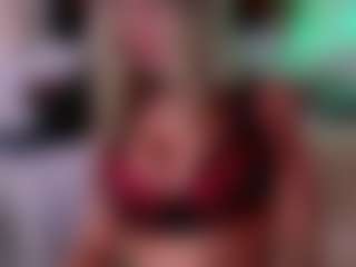 2bigass4_u MILF webcam performer live streaming