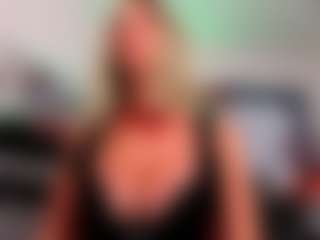2bigass4_u's Live Sex Cam Show