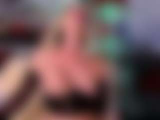 2bigass4_u's Live Sex Cam Show