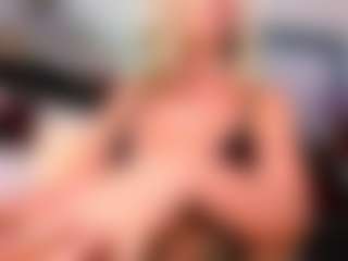 2bigass4_u MILF webcam performer live streaming