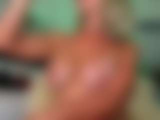 Live cam show with 2bigass4_u - Cum Mature on Camsoda