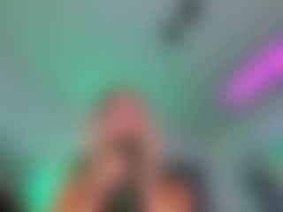 Live cam show with 2bigass4_u - Lovense MILF on Streamer API