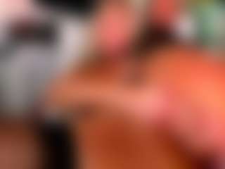 2bigass4_u's Live Sex Cam Show
