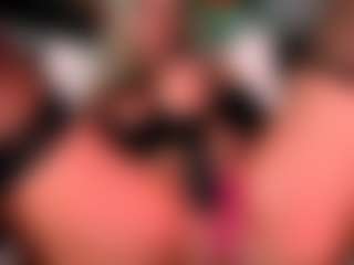 2bigass4_u's Live Sex Cam Show