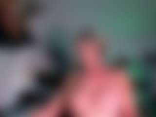 Live cam show with 2bigass4_u - Lush Curvy on Dolls Live