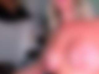2bigass4_u's Live Sex Cam Show
