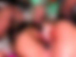 2bigass4_u's Live Sex Cam Show