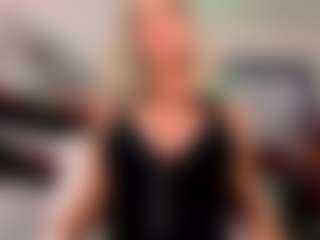 2bigass4_u's Live Sex Cam Show