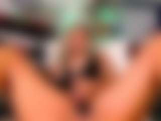 2bigass4_u's Live Sex Cam Show