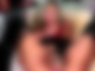 2bigass4_u's Live Sex Cam Show