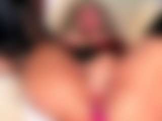 2bigass4_u's Live Sex Cam Show