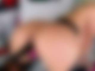 2bigass4_u's Live Sex Cam Show