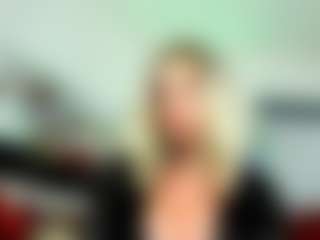 2bigass4_u's Live Sex Cam Show