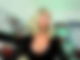 2bigass4_u's Live Sex Cam Show