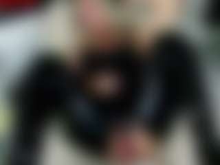 2bigass4_u's Live Sex Cam Show
