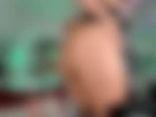 2bigass4_u's Live Sex Cam Show
