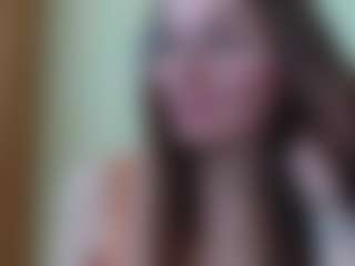 Live cam show with elly-classy - Glasses on CamwithHer