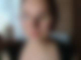 elly-classy's Live Sex Cam Show