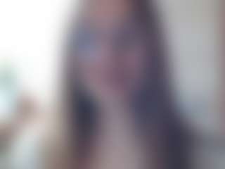 Live cam show with elly-classy - Living Room on Mixed Magazine Live