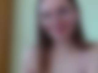 elly-classy's Live Sex Cam Show