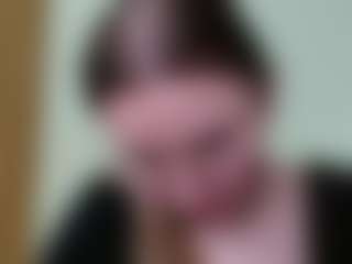 Live cam show with elly-classy - Glasses on xplaylive.com