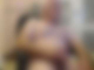 Live cam show with guwifi - Chubby on Uber Horny
