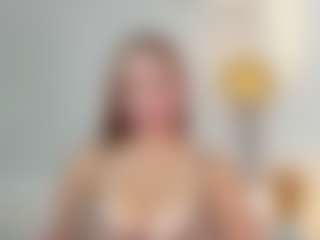 Live cam show with Haley - Squirt on Camsoda