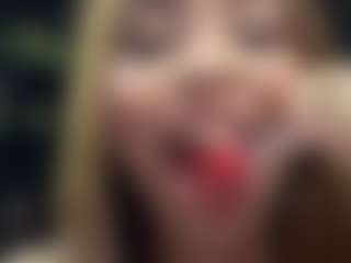 Live cam show with Haley - Long Legs on fapnchat