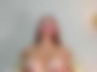 Live cam show with Haley - Athletic Tease on sexylivex.com