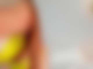 Live cam show with Haley - Bisexual on boobsie.com