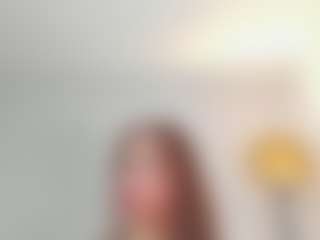 Live cam show with Haley - Natural on Camsoda