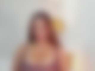 Live cam show with Haley - Bikini on pussylord.com
