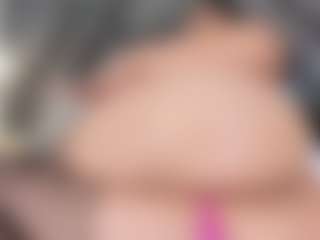 Live cam show with mia-evansx - Saliva on hotwifechat.live