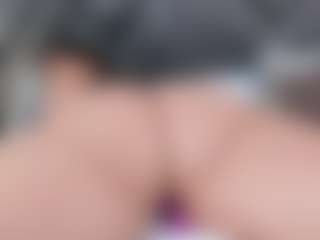 mia-evansx's Live Sex Cam Show